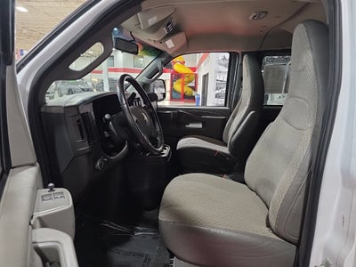 2023 Chevrolet Express Passenger 3500 LS