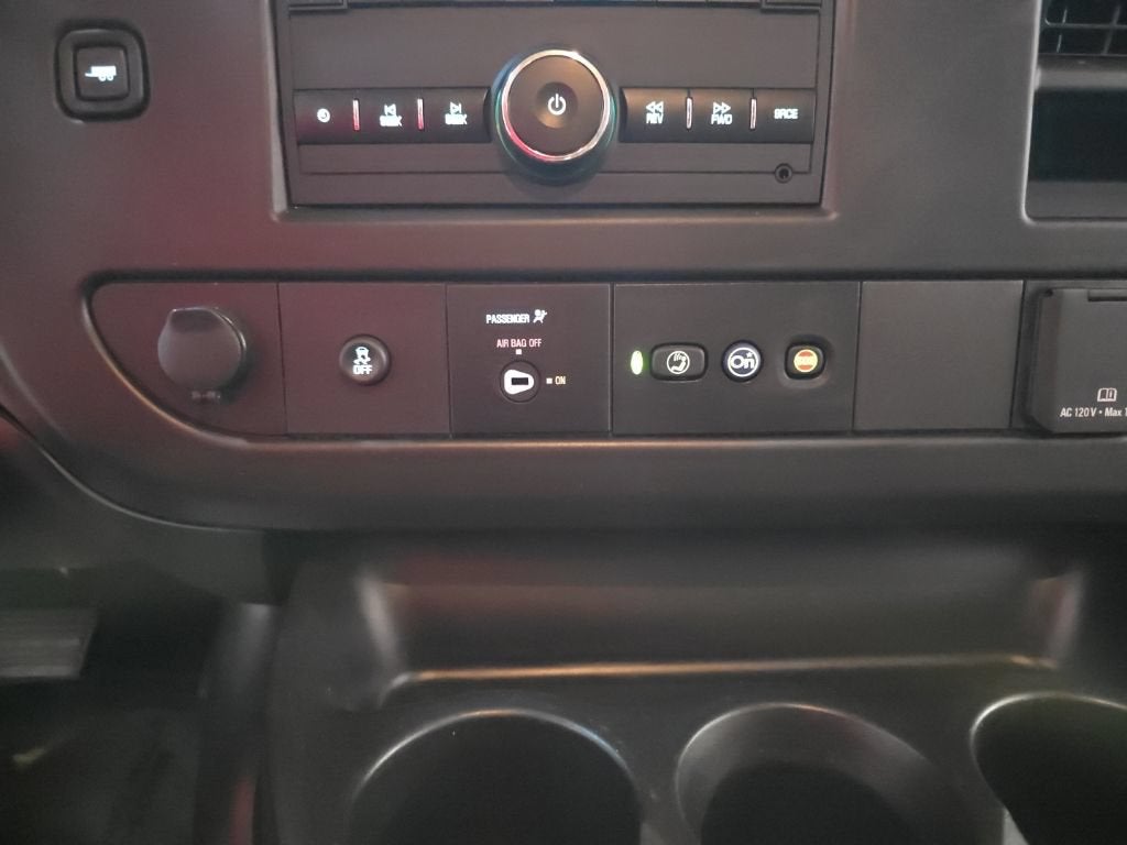 2023 Chevrolet Express Passenger 3500 LS