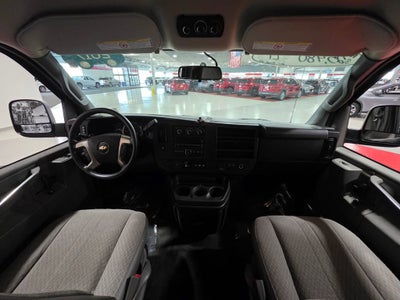 2017 Chevrolet Express Passenger 3500 LT