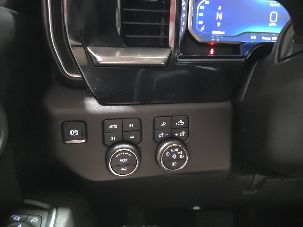 2025 Chevrolet Silverado 3500 HD LT