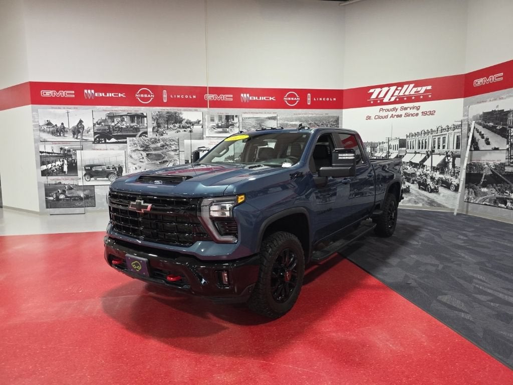 2025 Chevrolet Silverado 3500 HD LT