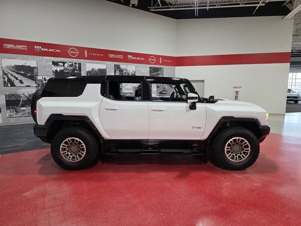 2024 GMC HUMMER EV SUV 2X