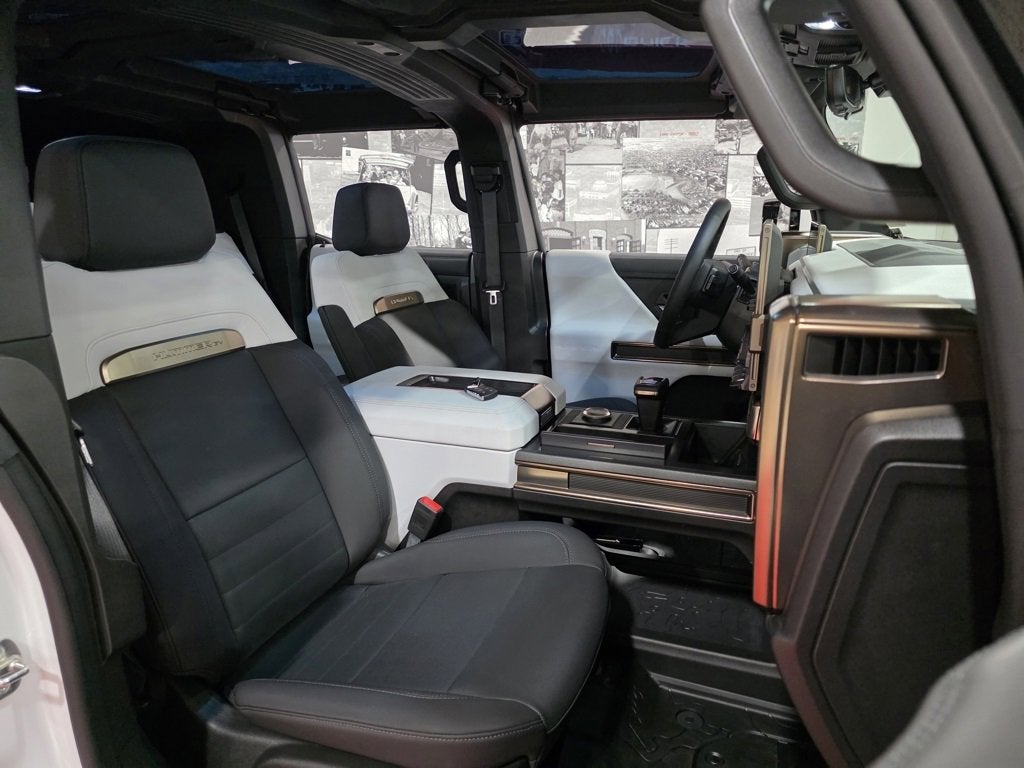 2024 GMC HUMMER EV SUV 2X