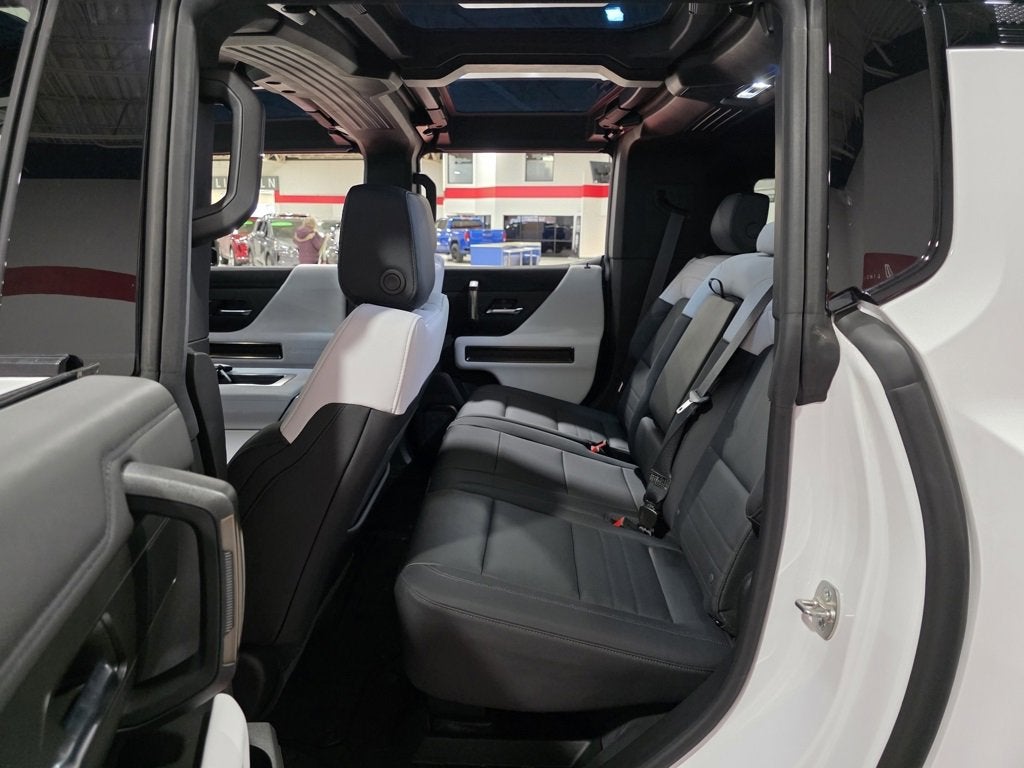 2024 GMC HUMMER EV SUV 2X