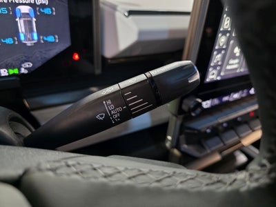 2024 GMC HUMMER EV SUV 2X