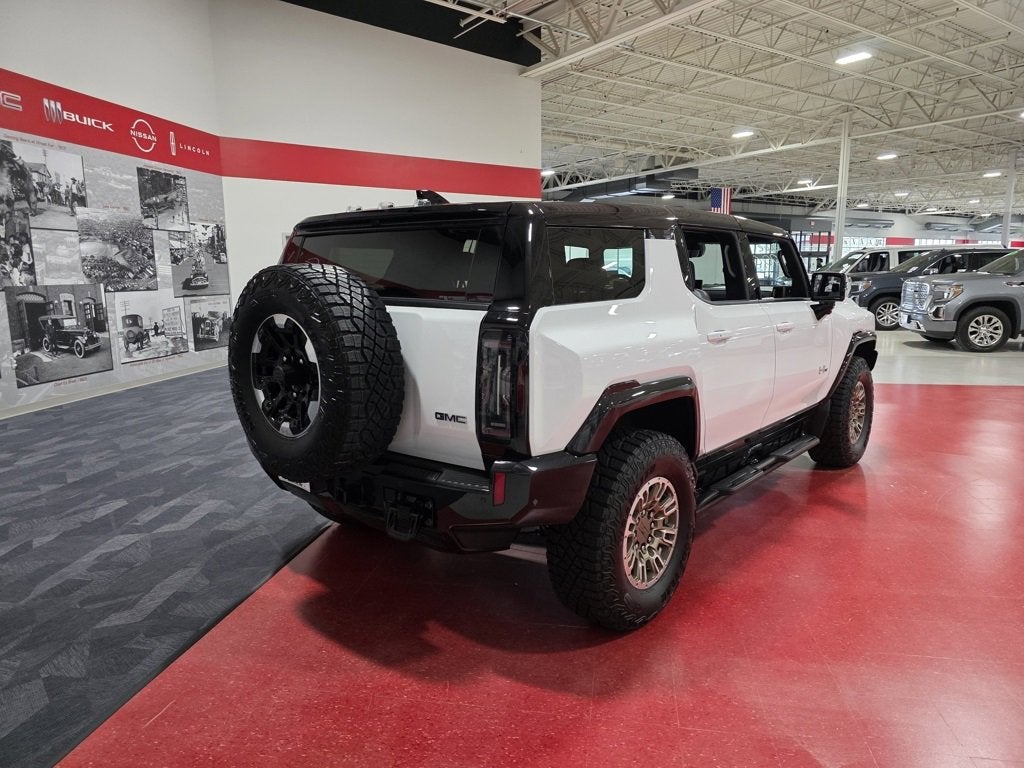 2024 GMC HUMMER EV SUV 2X