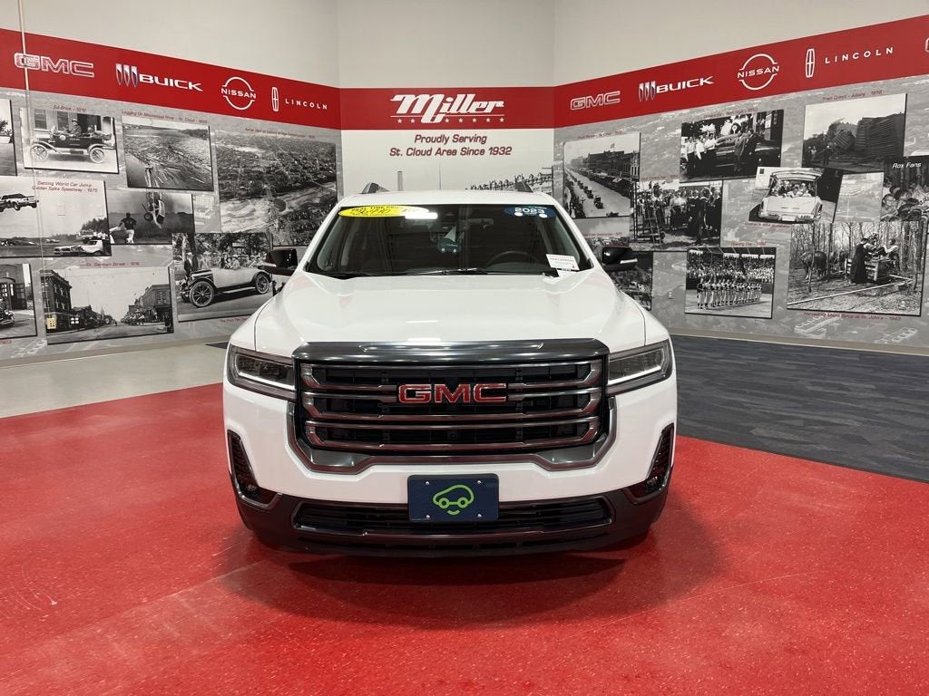2023 GMC Acadia AT4