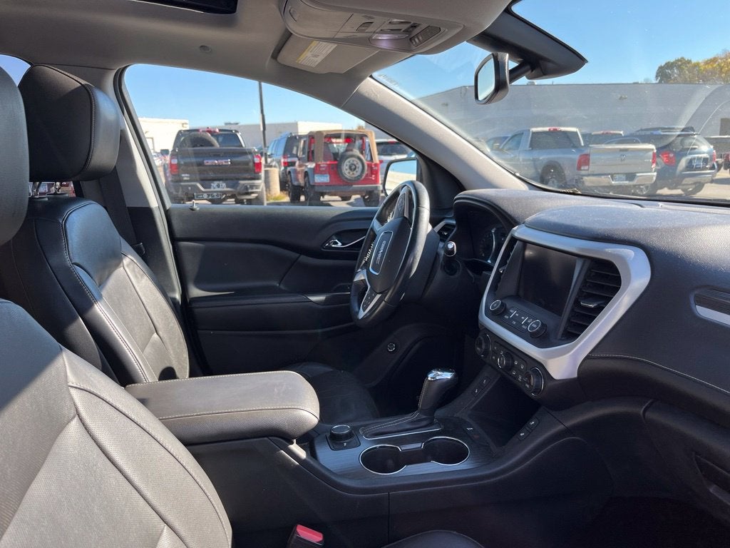 2017 GMC Acadia SLT