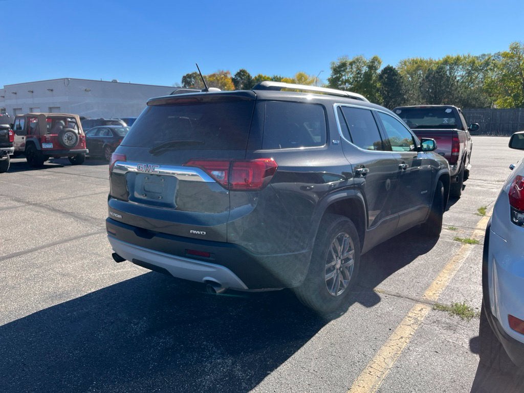 2017 GMC Acadia SLT