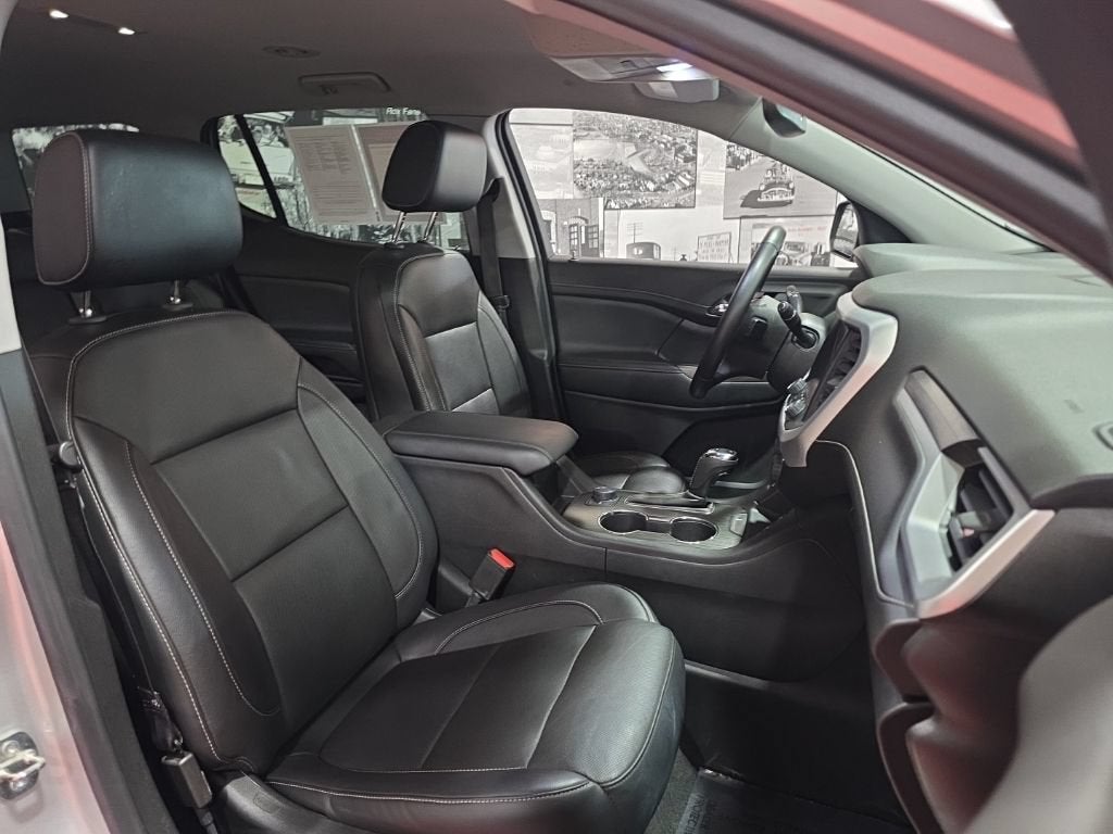 2019 GMC Acadia SLT