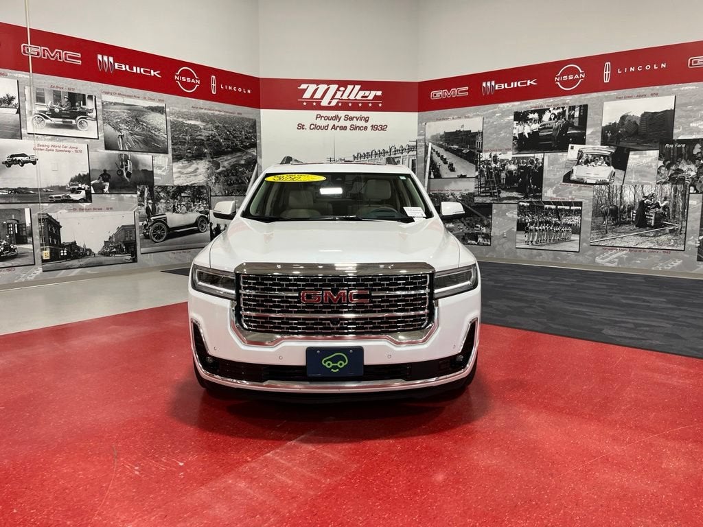 2023 GMC Acadia Denali