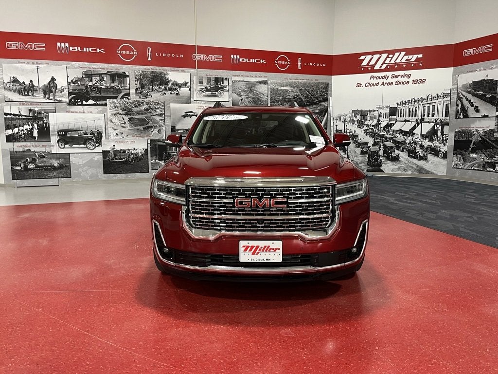 2023 GMC Acadia Denali