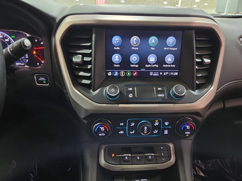 2023 GMC Acadia Denali
