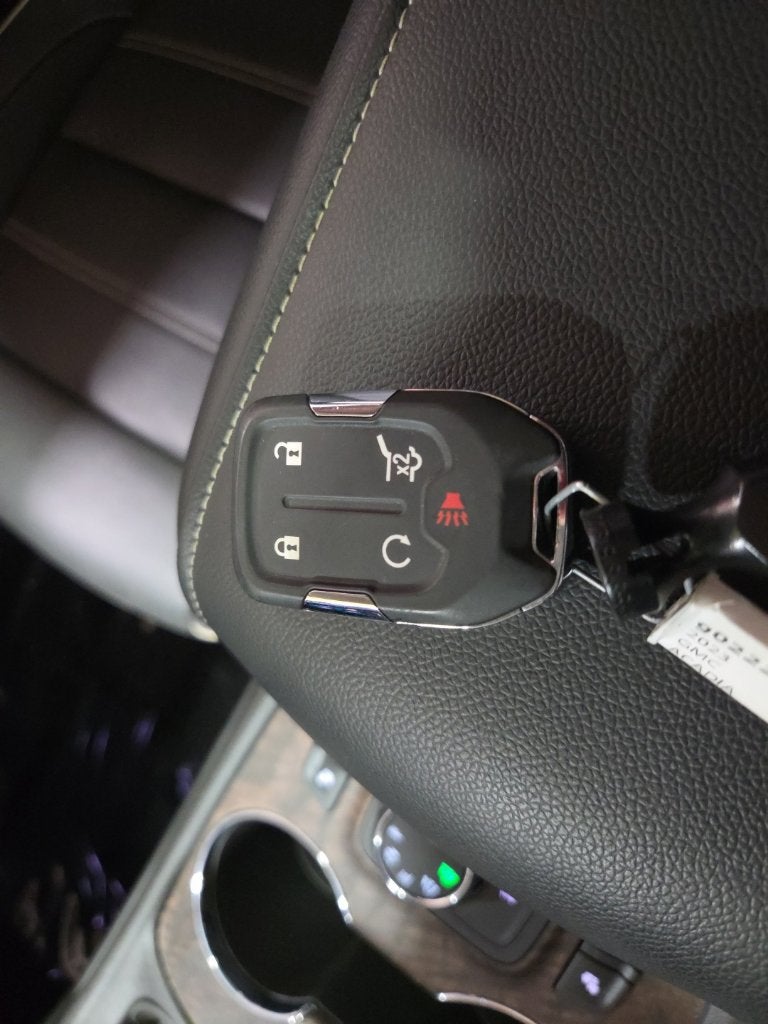 2023 GMC Acadia Denali