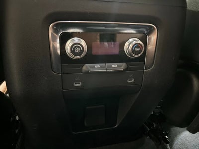 2022 GMC Yukon SLE