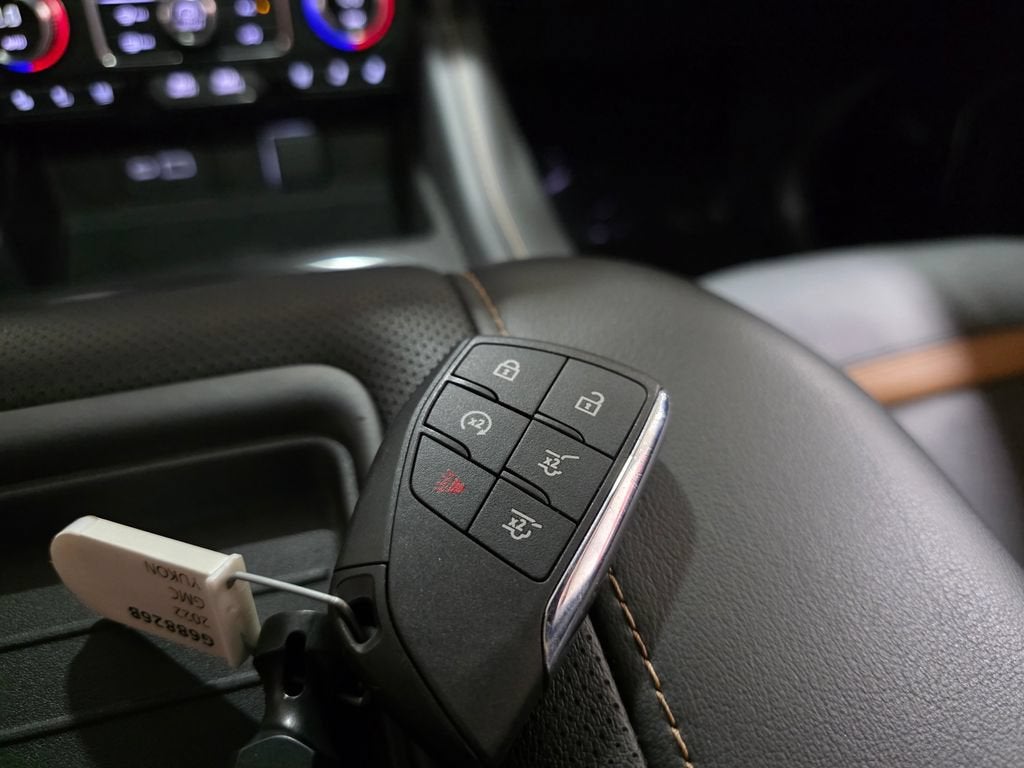 2022 GMC Yukon AT4