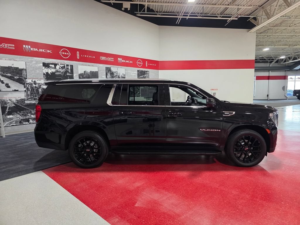 2022 GMC Yukon XL SLE