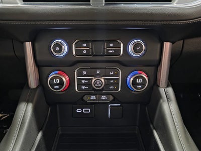 2022 GMC Yukon XL SLE