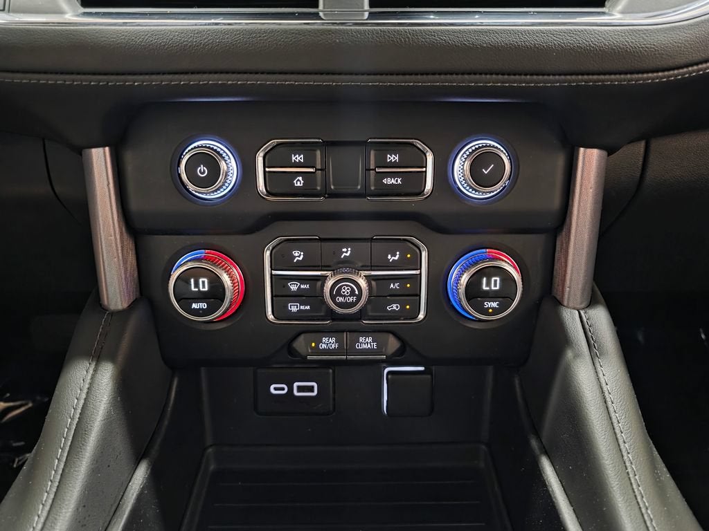 2022 GMC Yukon XL SLE