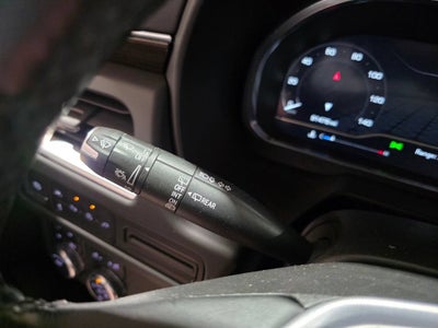 2022 GMC Yukon XL SLE