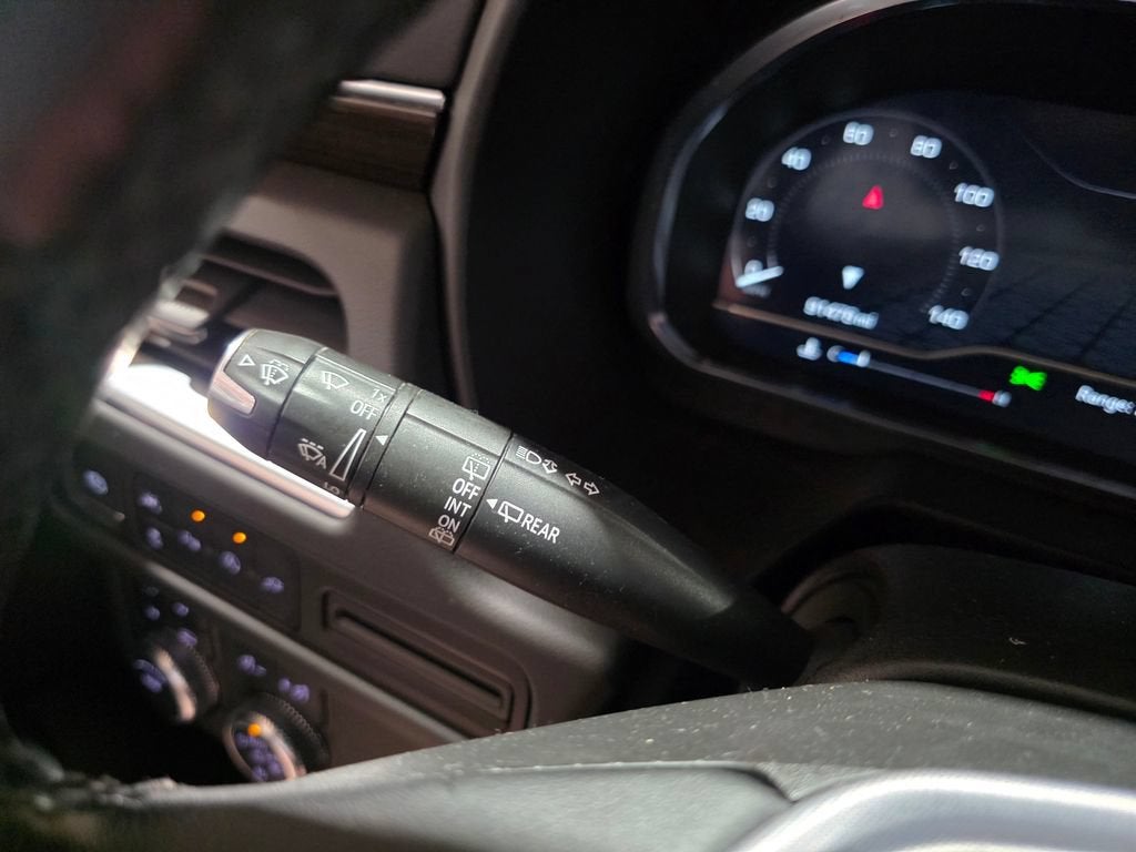 2022 GMC Yukon XL SLE