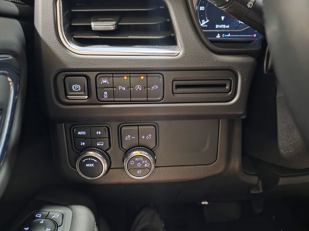 2022 GMC Yukon XL SLE