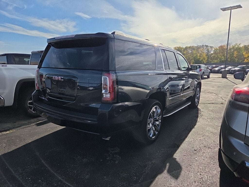 2017 GMC Yukon XL SLT
