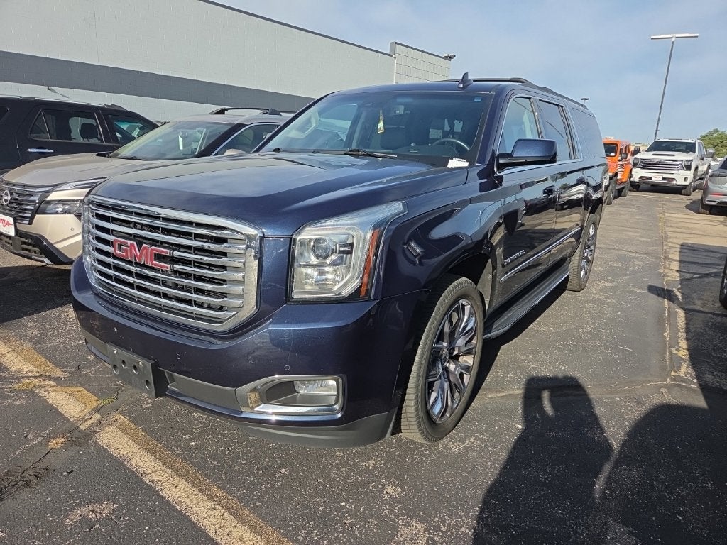 2017 GMC Yukon XL SLT