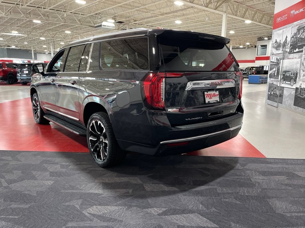 2023 GMC Yukon XL SLT
