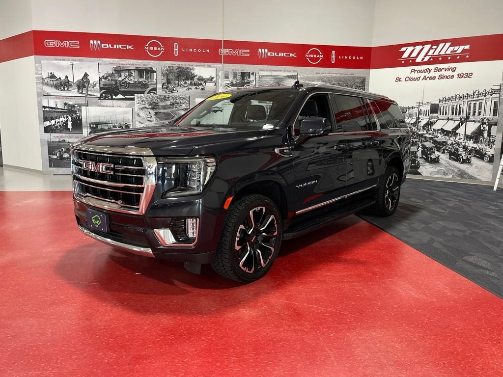2023 GMC Yukon XL SLT