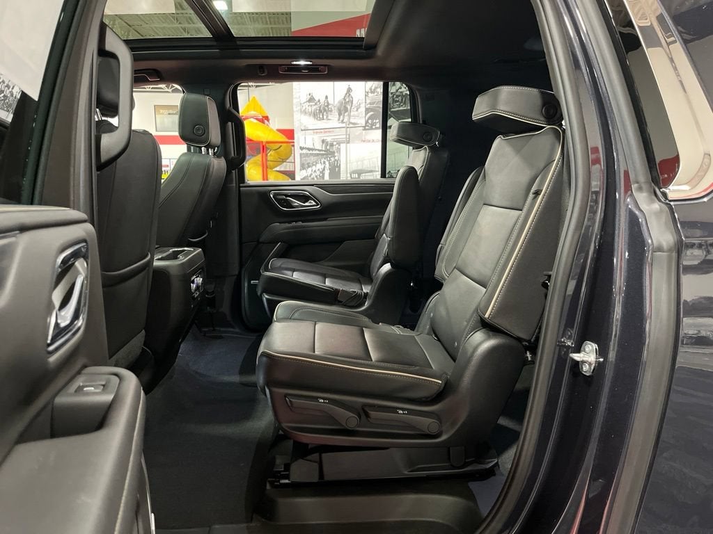 2023 GMC Yukon XL SLT