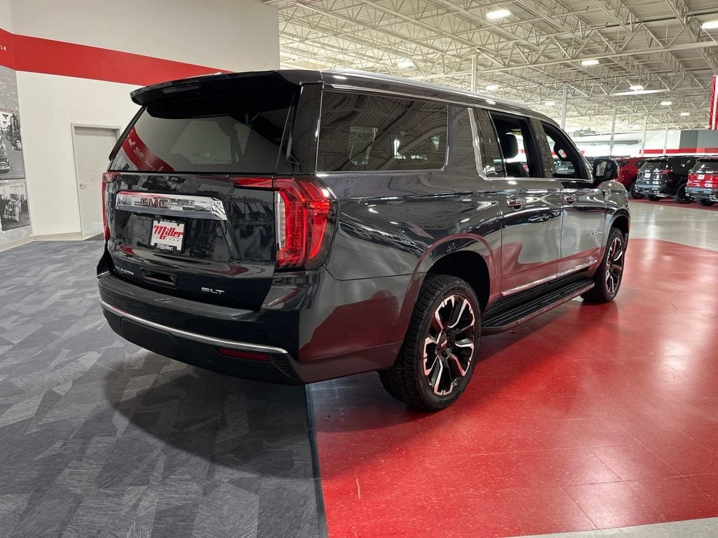 2023 GMC Yukon XL SLT