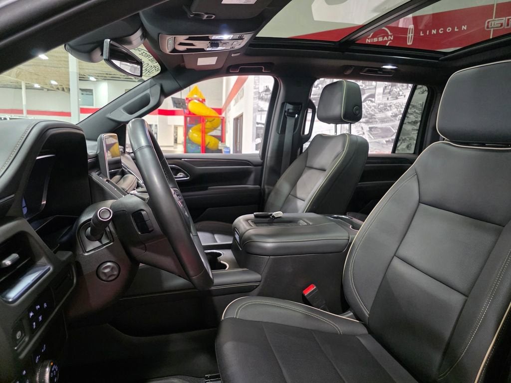 2023 GMC Yukon XL SLT