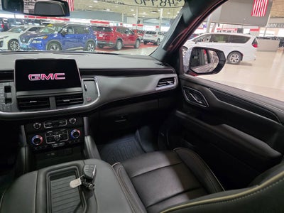 2023 GMC Yukon XL SLT