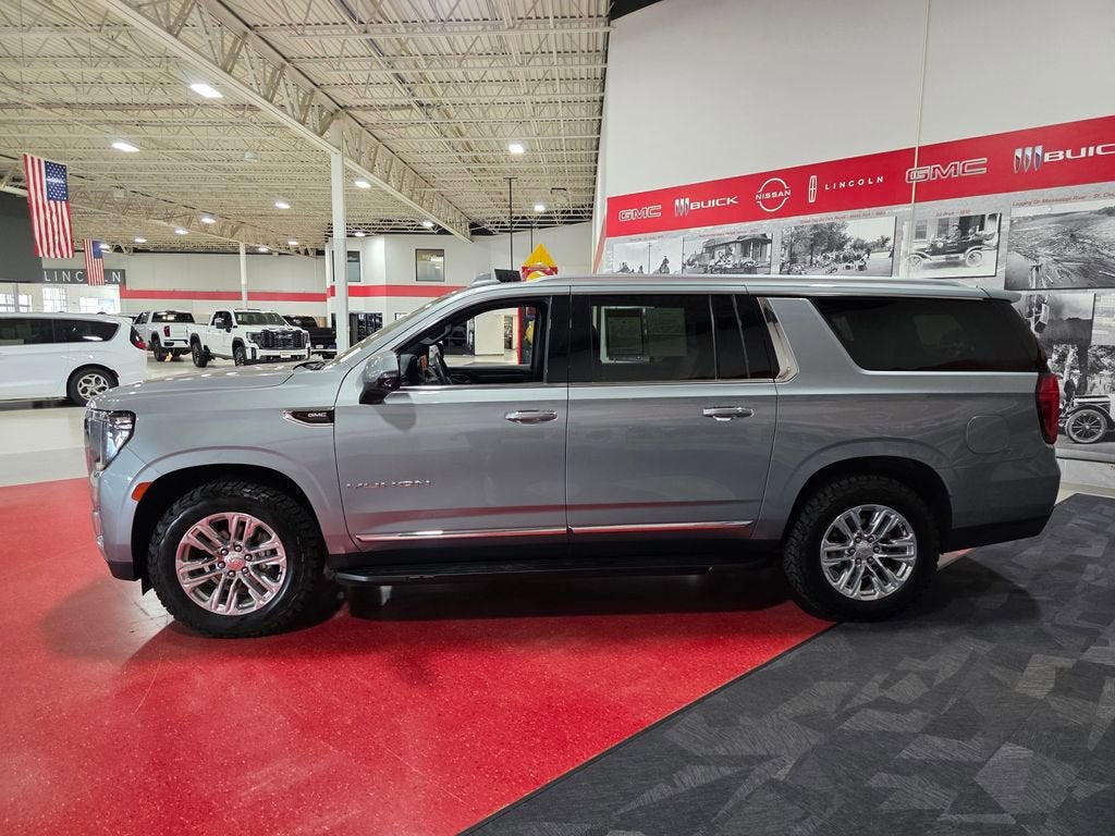 2023 GMC Yukon XL SLT