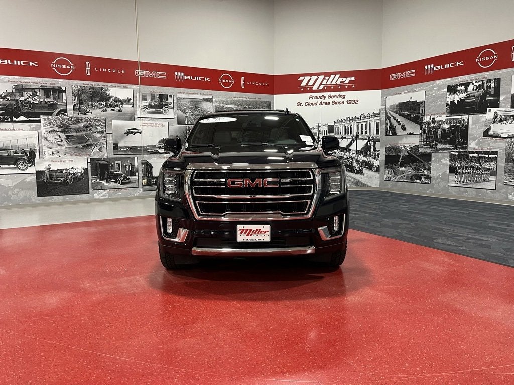 2022 GMC Yukon XL SLT