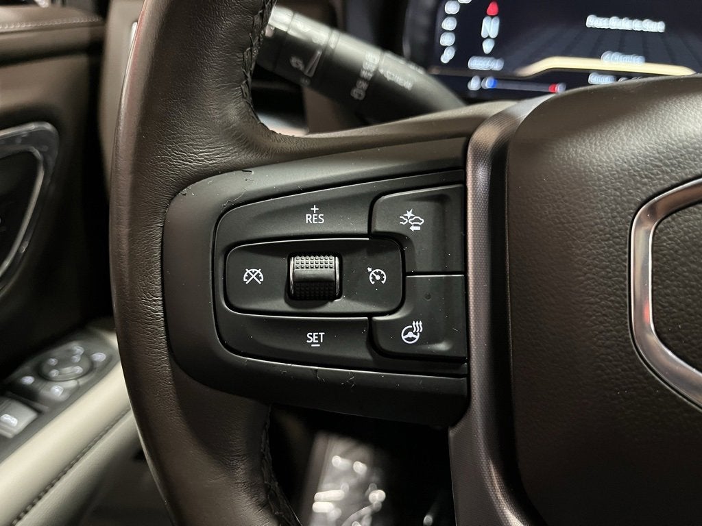 2022 GMC Yukon XL SLT