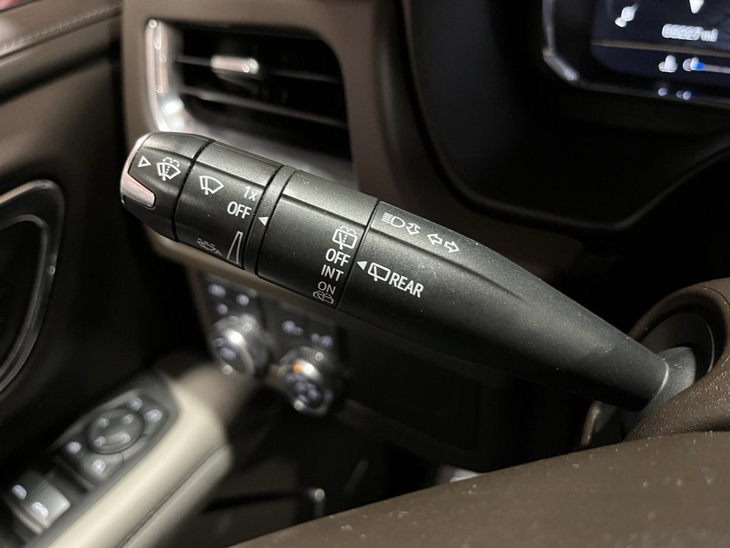 2022 GMC Yukon XL SLT