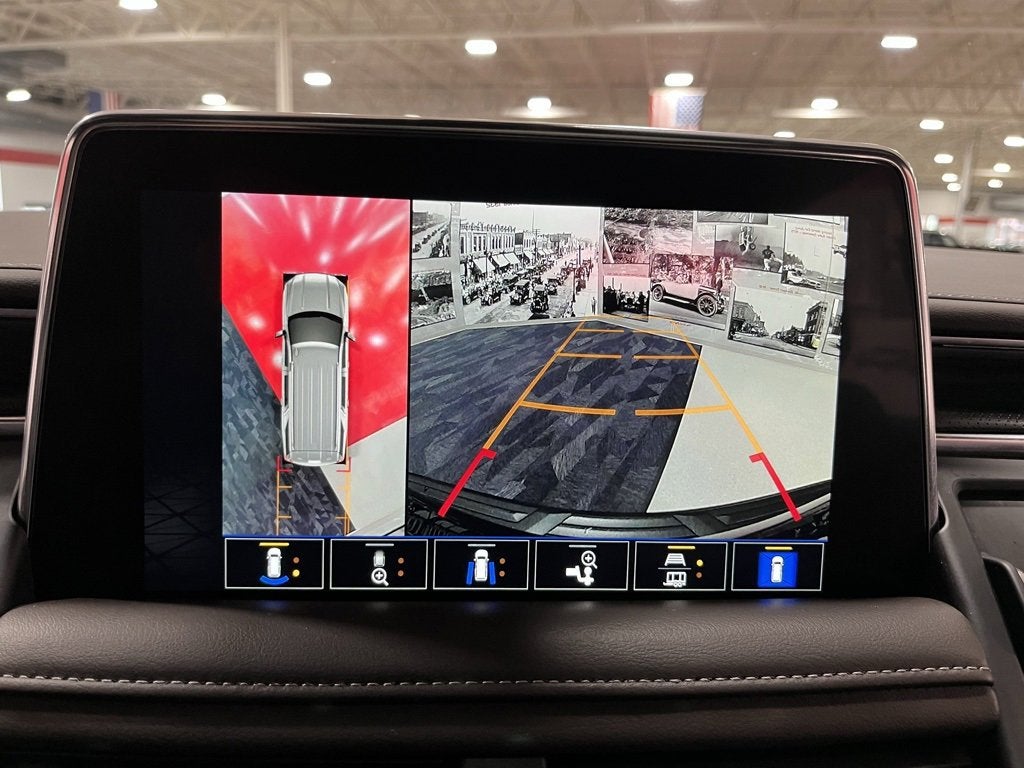 2022 GMC Yukon XL SLT