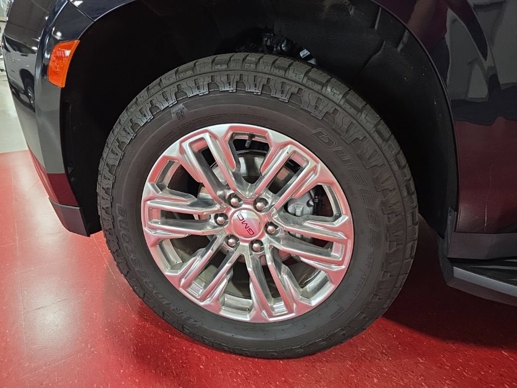 2022 GMC Yukon XL SLT