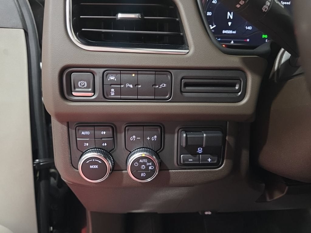 2022 GMC Yukon XL SLT