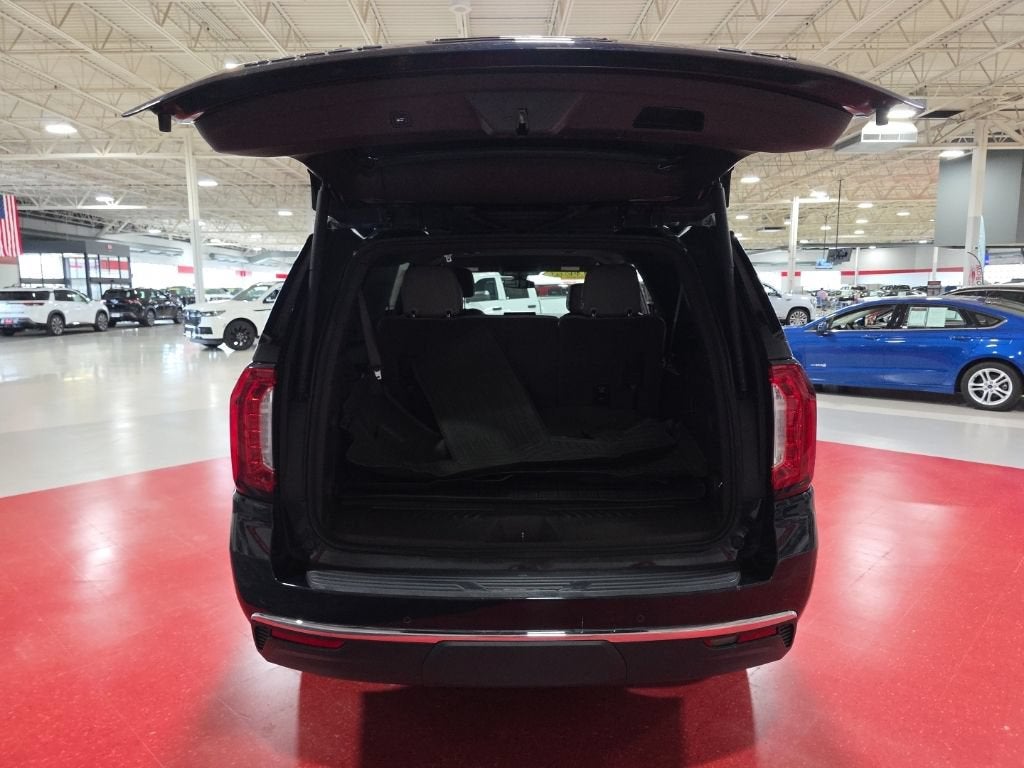 2022 GMC Yukon XL SLT
