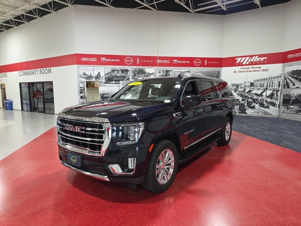 2022 GMC Yukon XL SLT