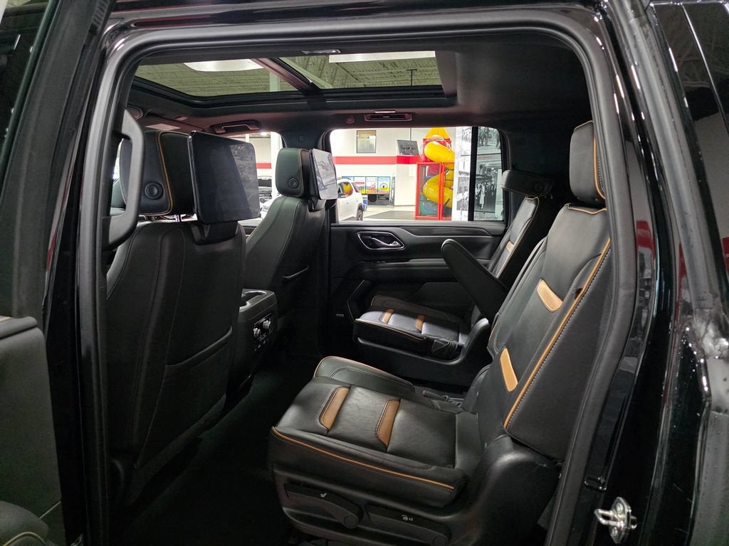 2021 GMC Yukon XL AT4