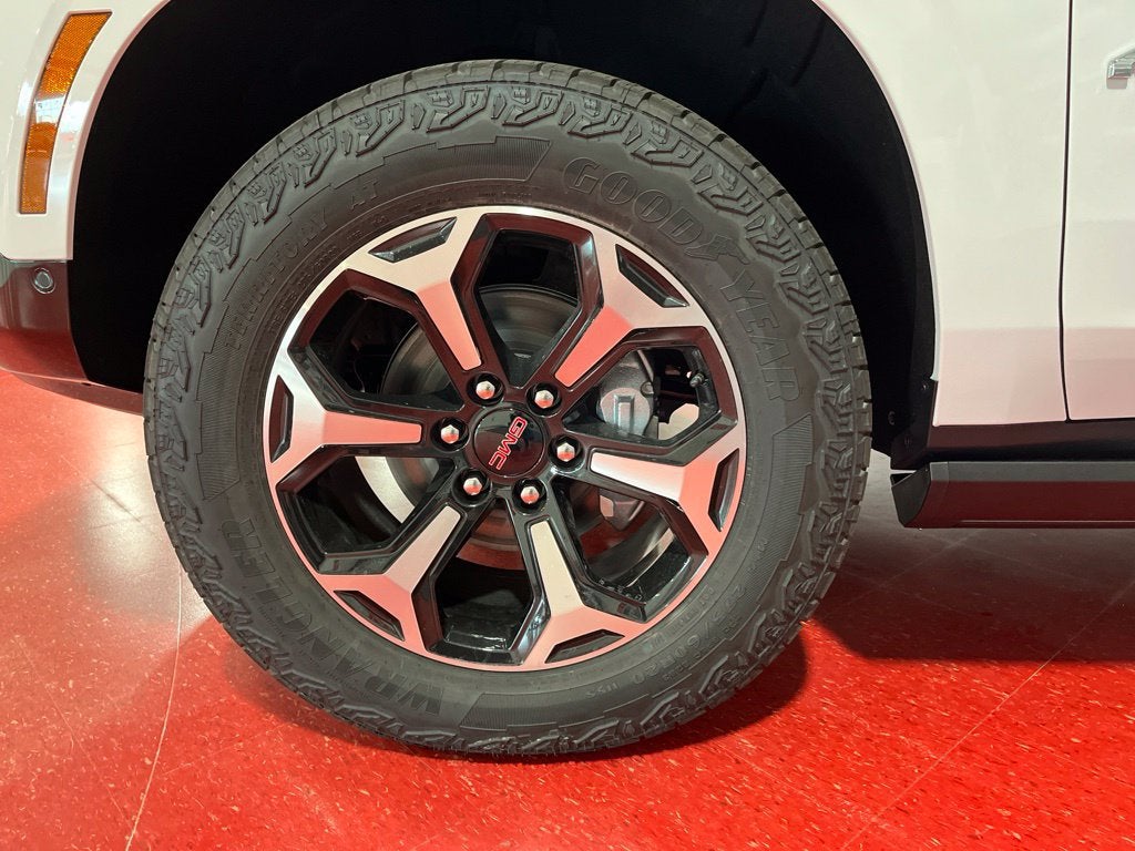 2027 GMC Yukon XL AT4 - Photo 14