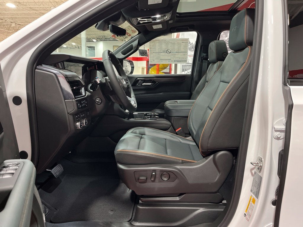 2027 GMC Yukon XL AT4 - Photo 15