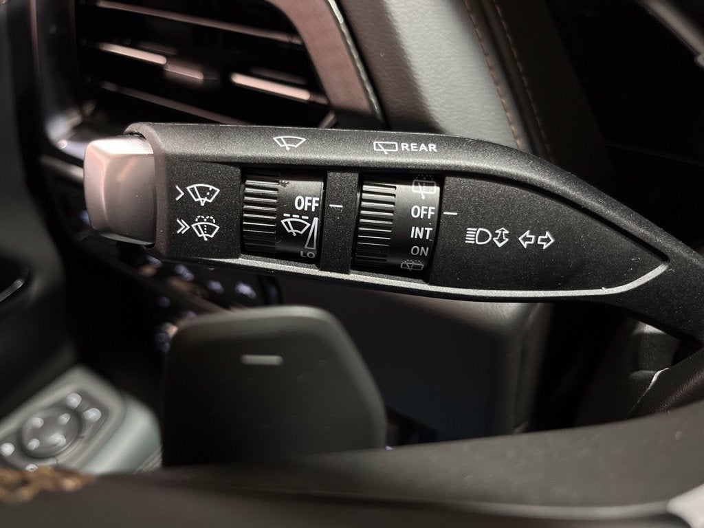 2027 GMC Yukon XL AT4 - Photo 28