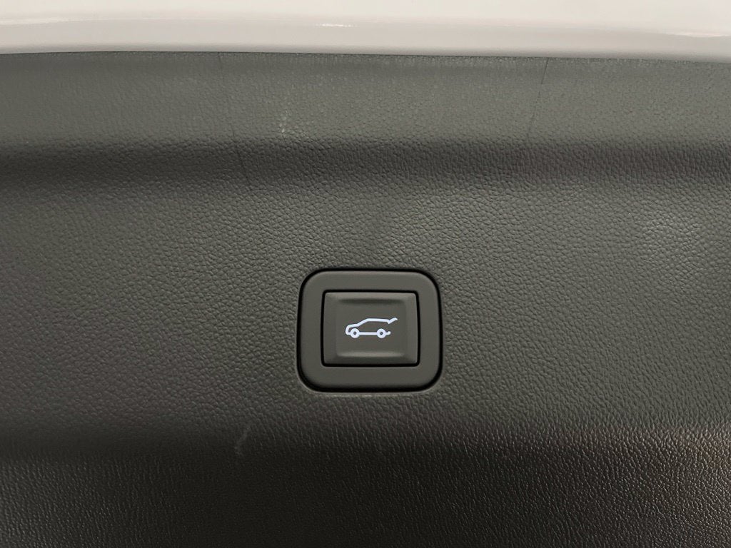 2027 GMC Yukon XL AT4 - Photo 9