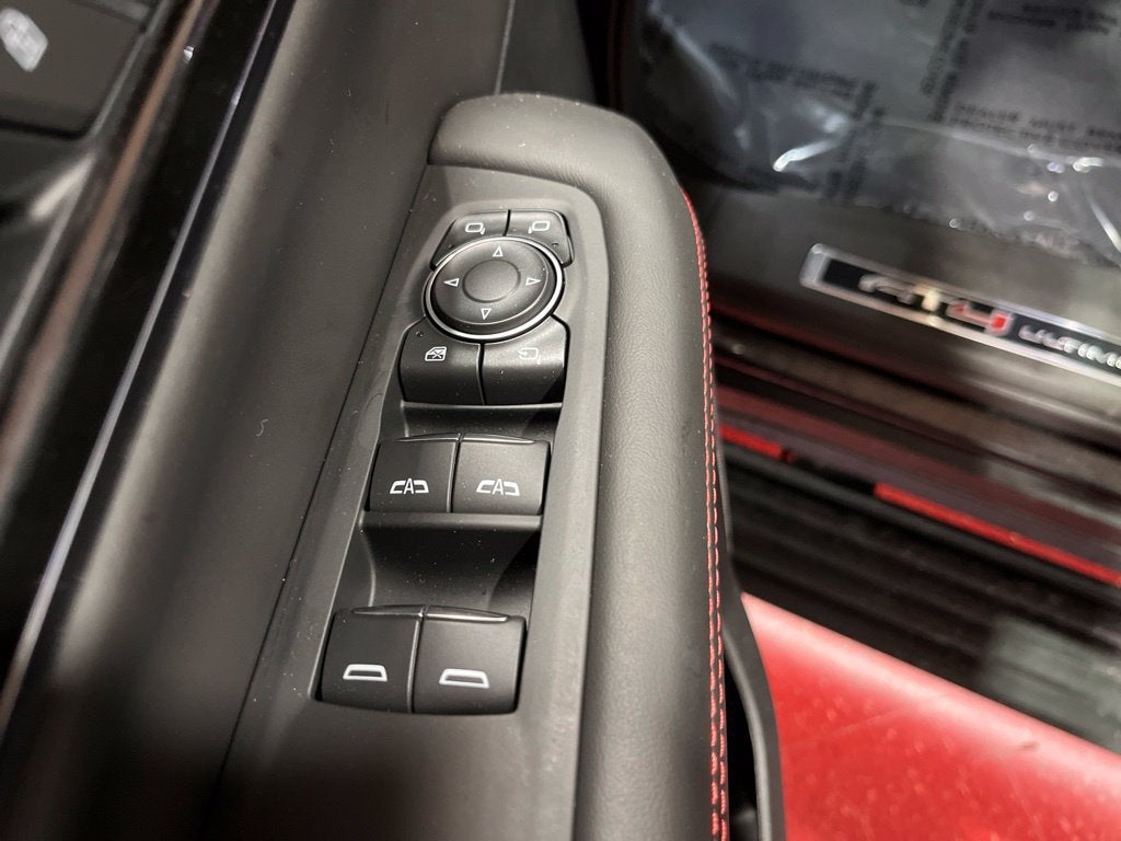 2025 GMC Yukon AT4 Ultimate