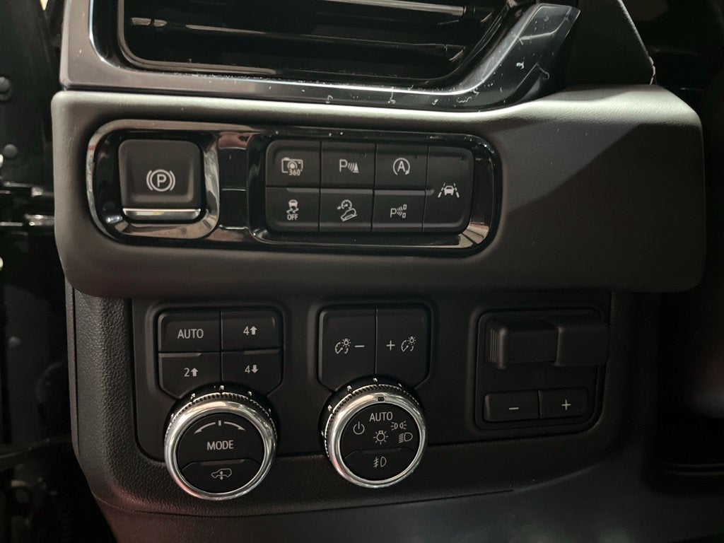 2025 GMC Yukon AT4 Ultimate
